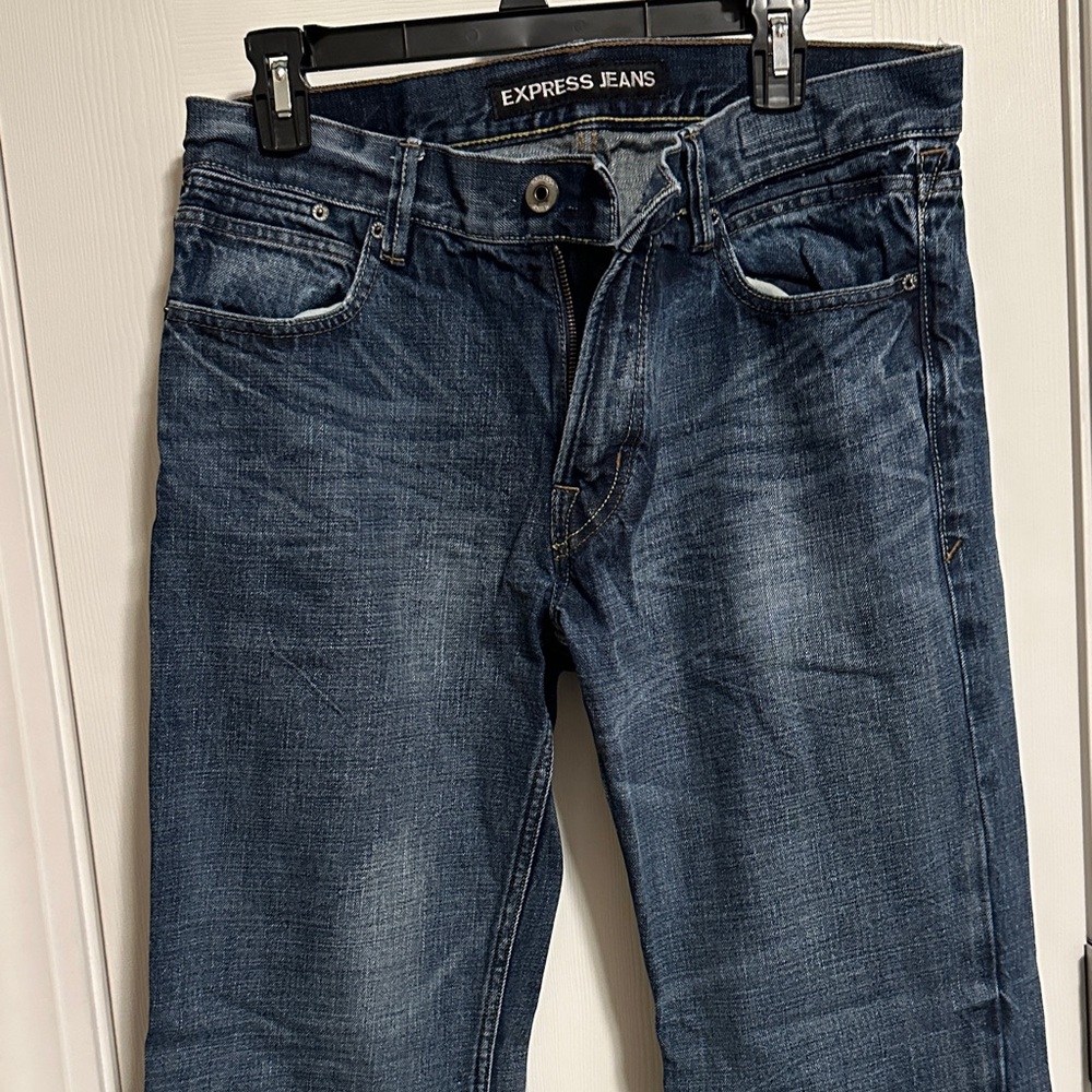 Express Men's Dark Blake Loose Fit Bootcut Jeans. 32x32 - Picture 5 of 8